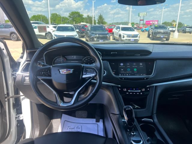 Used 2024 Cadillac XT6 Luxury AWD/4WD image 21