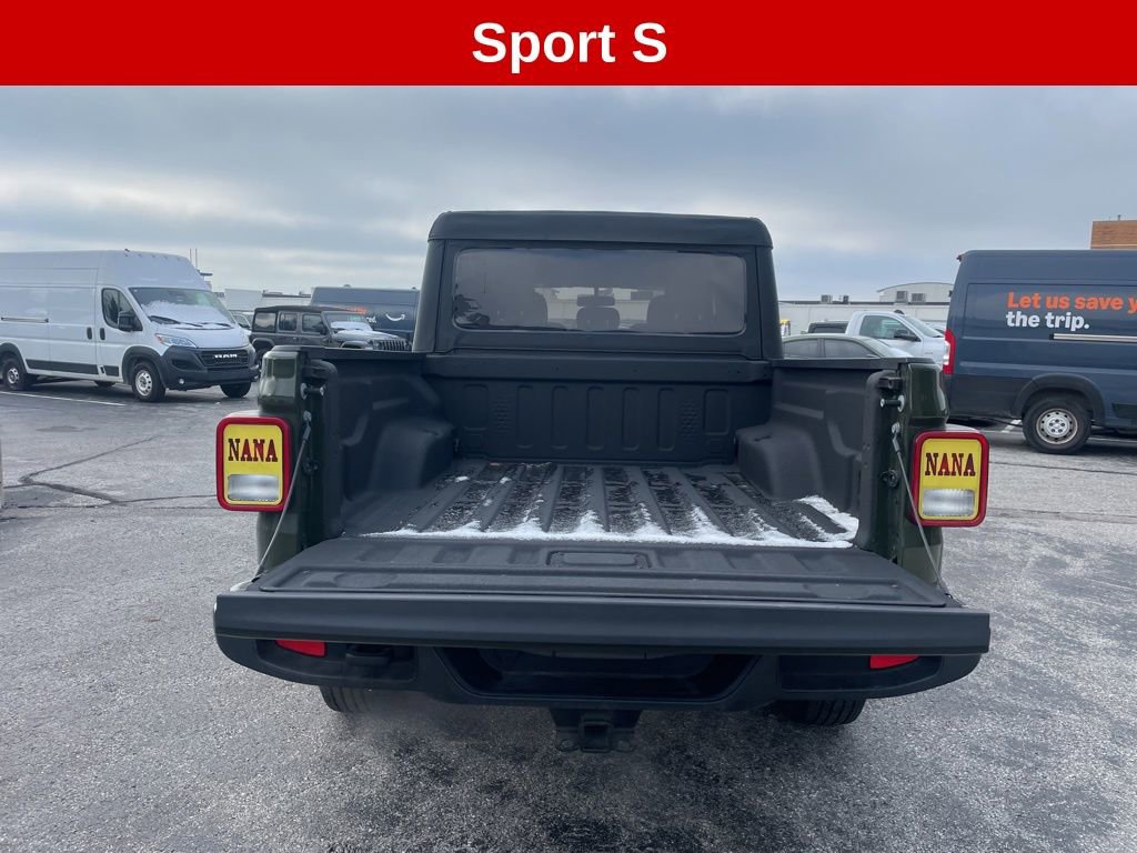 Used 2023 Jeep Gladiator Sport image 20