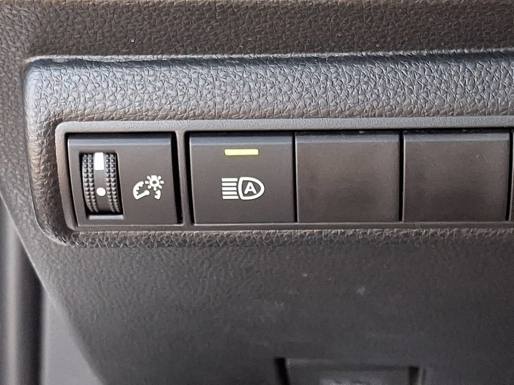 Certified 2026 Toyota Corolla LE FWD image 29