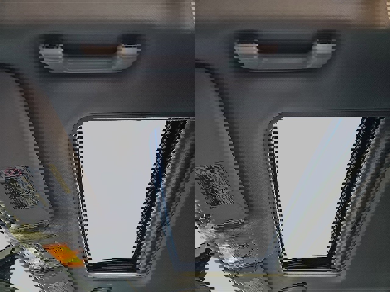 Used 2015 Toyota RAV4 Limited w/ Technology Package image 29