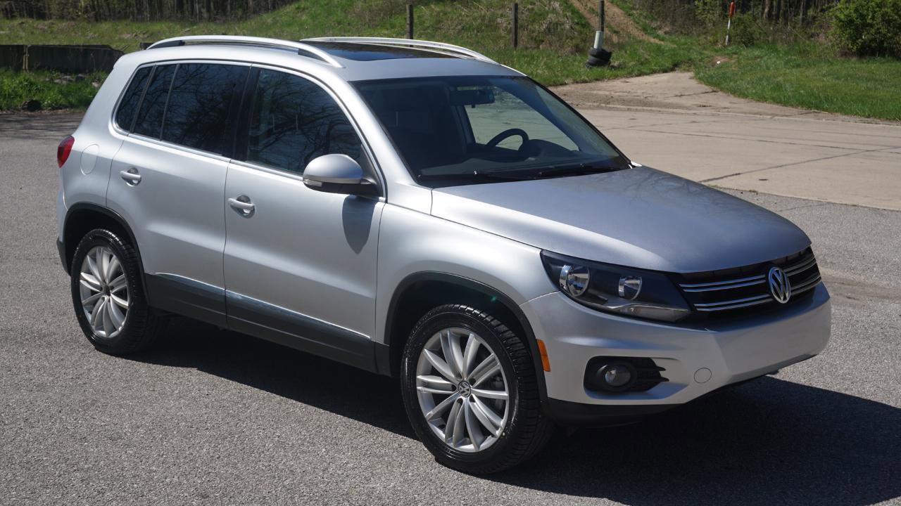 Used 2015 Volkswagen Tiguan SEL FWD image 1