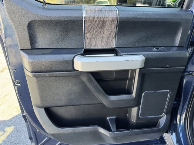 Used 2019 Ford F250 Lariat w/ Chrome Package image 13