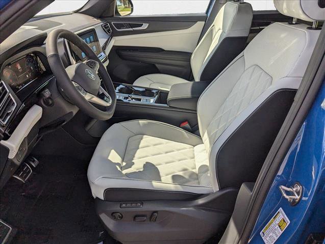 New 2025 Volkswagen Atlas Cross Sport SEL Premium R-Line image 4