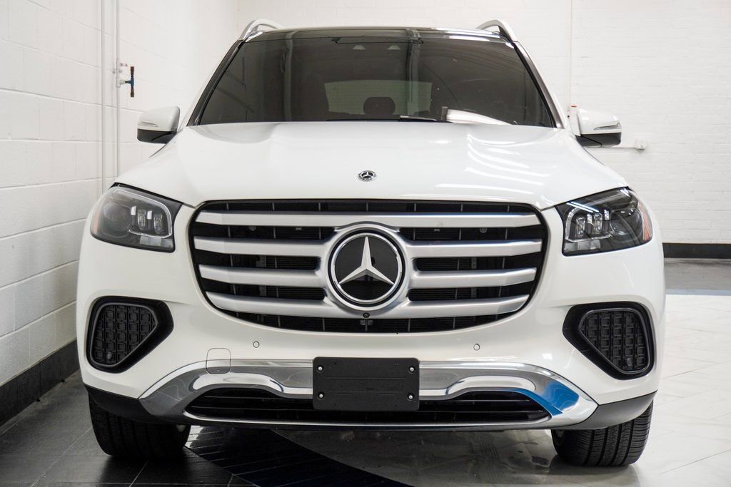 Used 2024 Mercedes-Benz GLS 450 4MATIC image 12