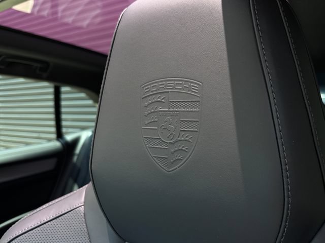 New 2026 Porsche Cayenne Electric AWD/4WD image 30