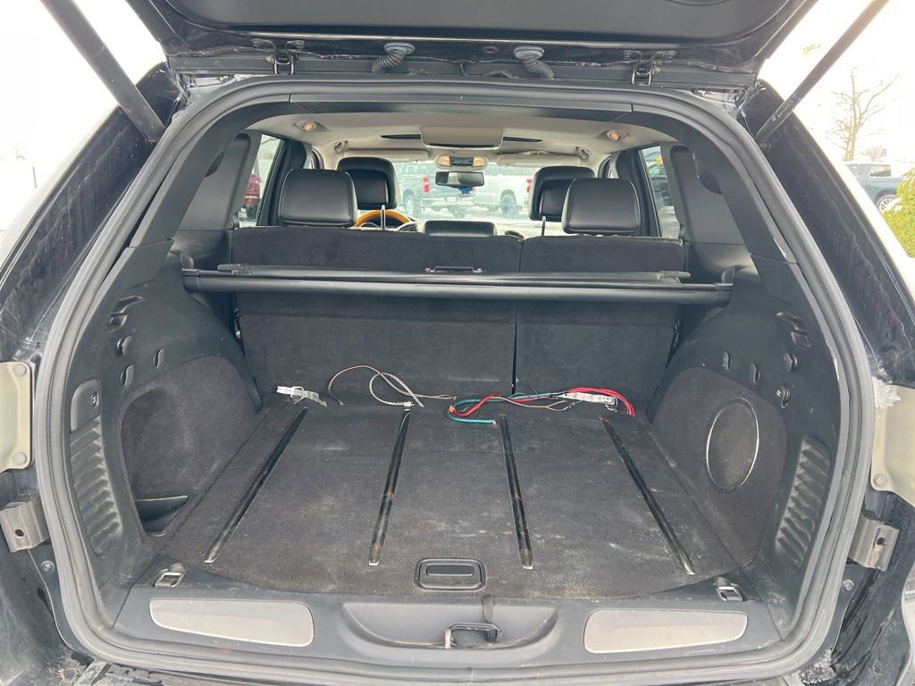 Used 2011 Jeep Grand Cherokee Overland image 7