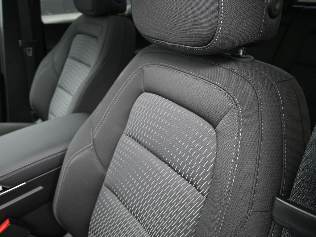 New 2026 Chevrolet Equinox LT w/ LPO, Floor Liner Package image 16