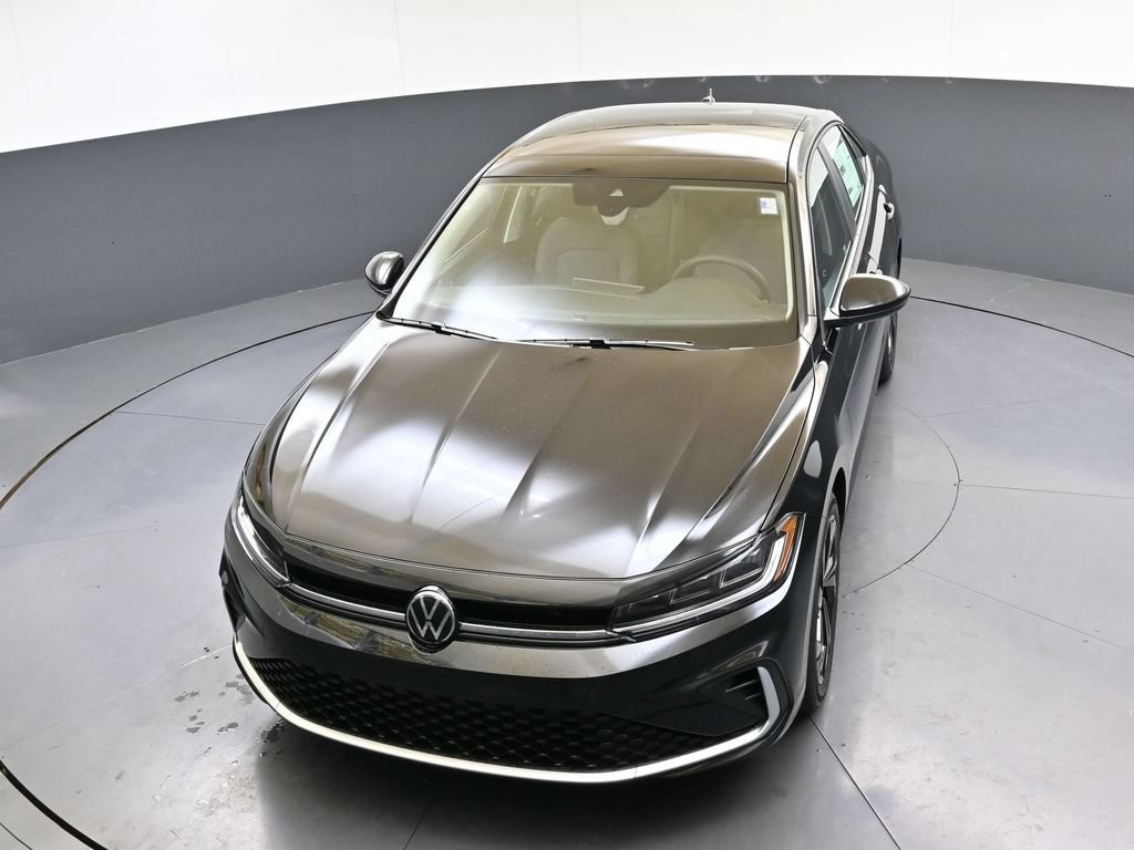 Certified 2026 Volkswagen Jetta SE w/ Black Wheel Package FWD image 35