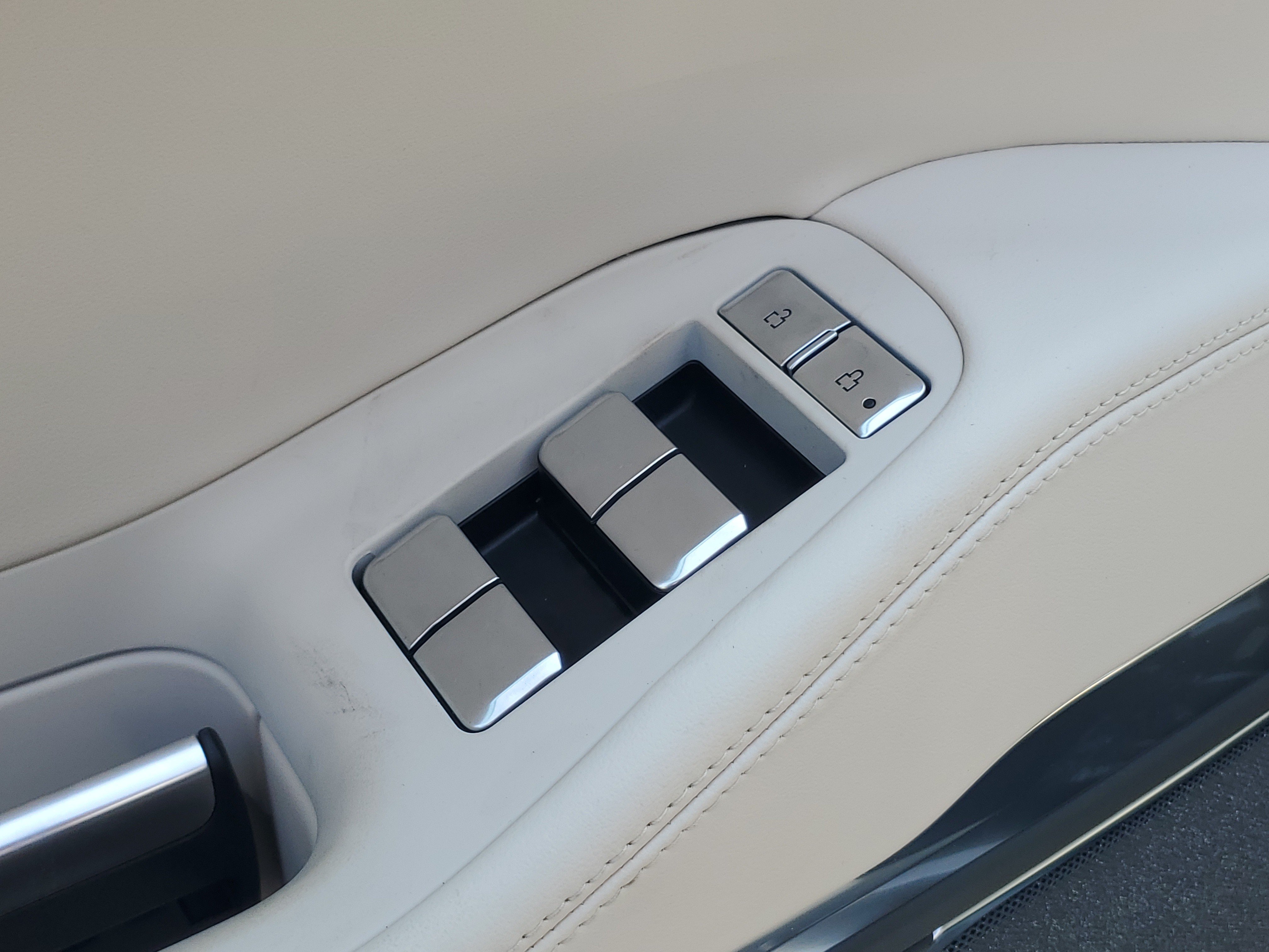 New 2027 Lincoln Navigator L Reserve AWD/4WD image 9