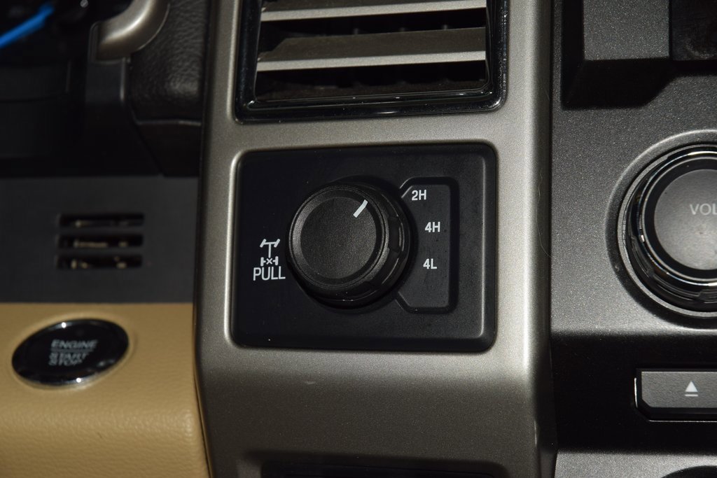 Used 2017 Ford F350 Lariat w/ Lariat Ultimate Package image 36