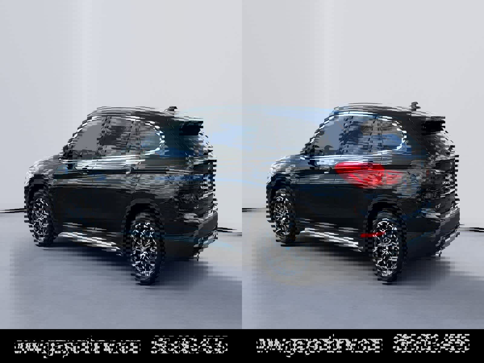 Used 2021 BMW X1 xDrive28i w/ Convenience Package image 5