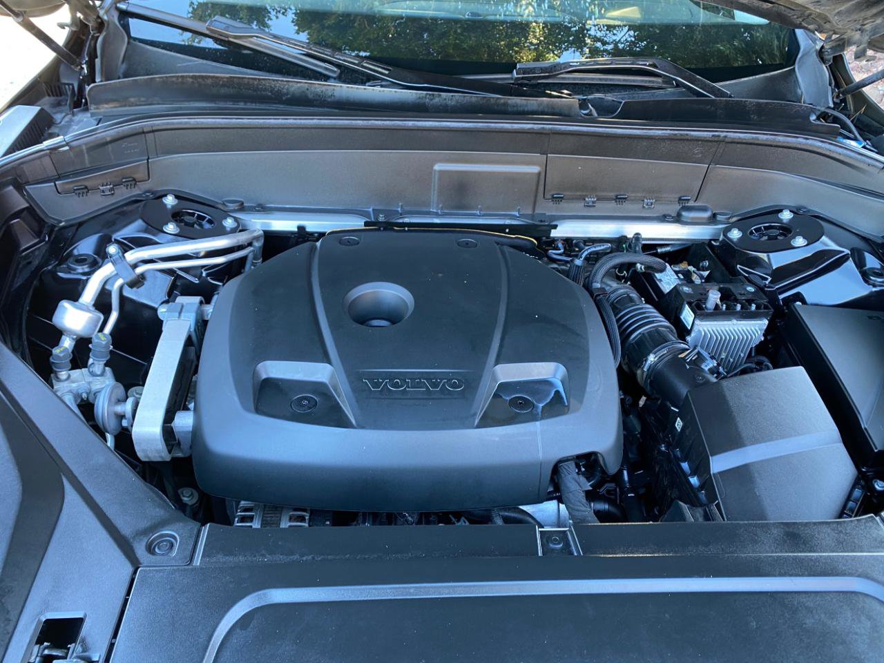 Used 2020 Volvo XC90 T6 Momentum image 13