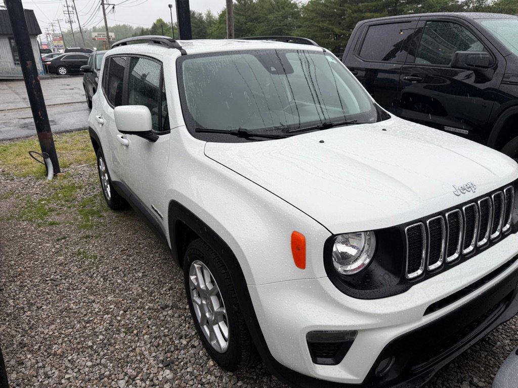 Used 2021 Jeep Renegade Latitude image 3