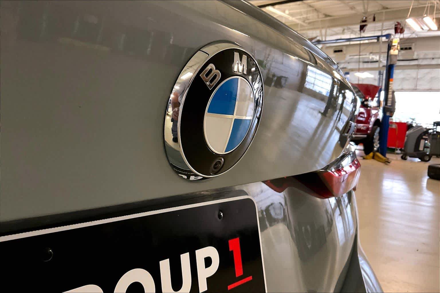 Used 2022 BMW M440i Coupe w/ Premium Package RWD image 31