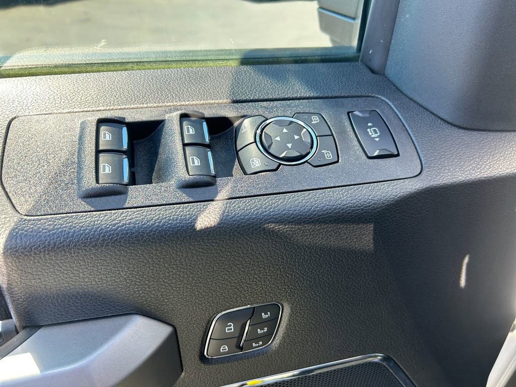 Used 2020 Ford F250 Lariat image 23