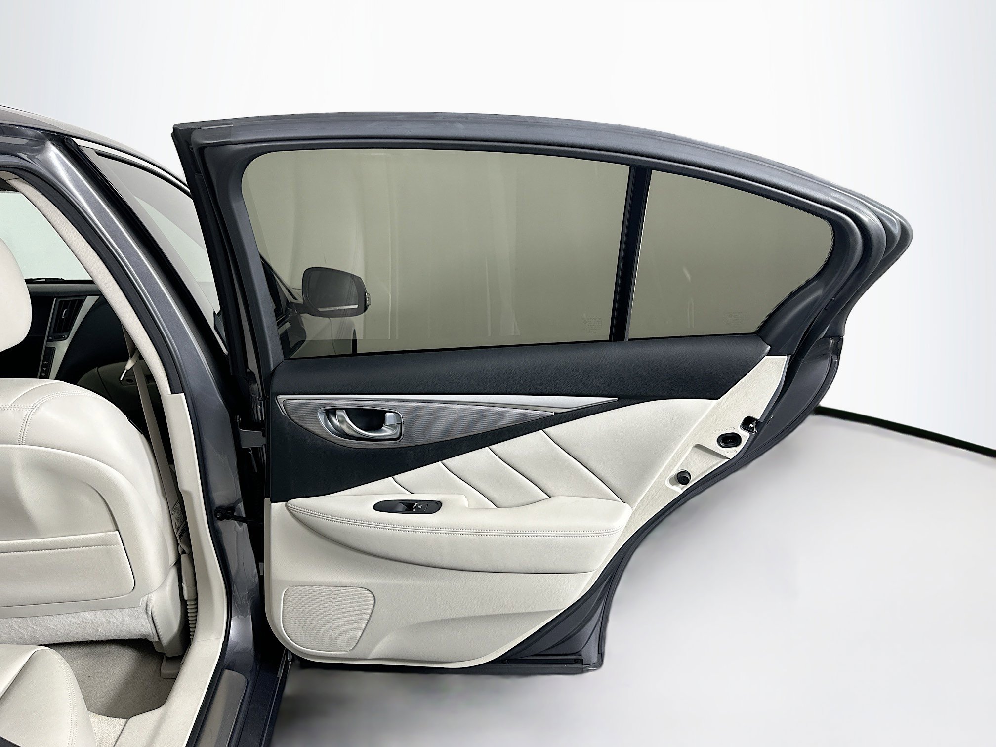 Used 2014 INFINITI Q50 Premium w/ Navigation Package image 31