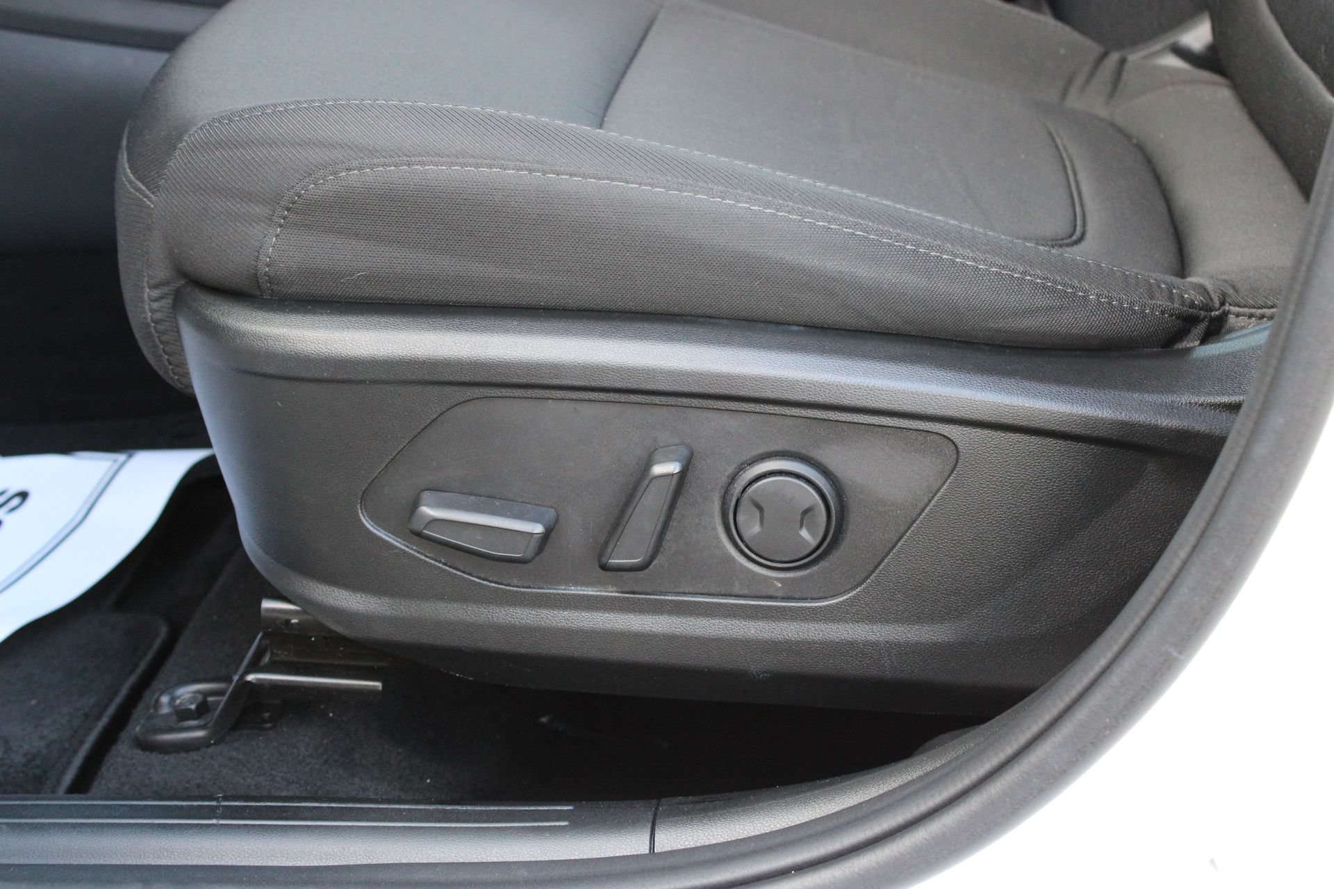 Used 2023 Hyundai Tucson SEL FWD image 12