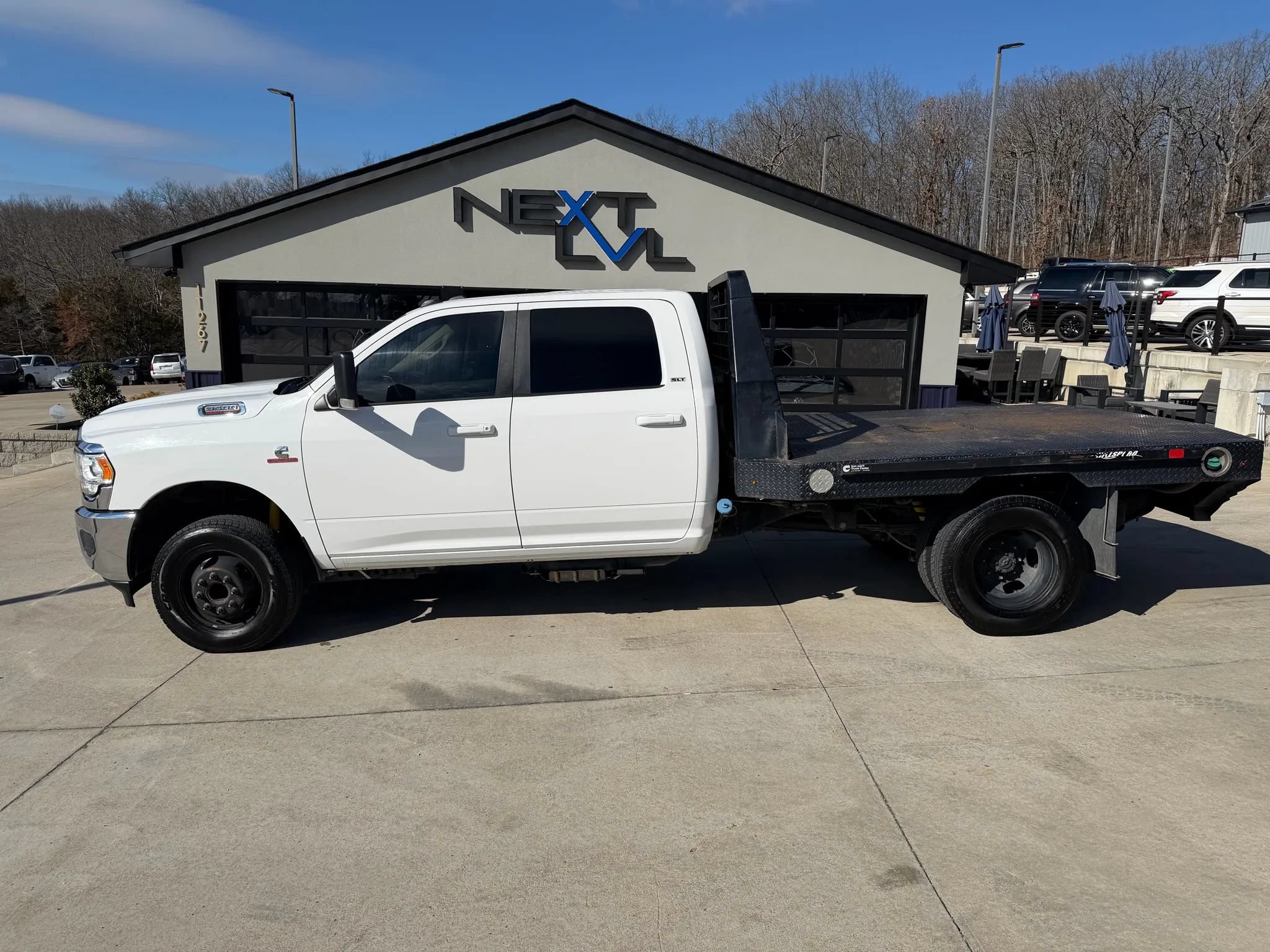 Used 2020 RAM 3500 SLT w/ Quick Order Package 2YG SLT AWD/4WD image 6