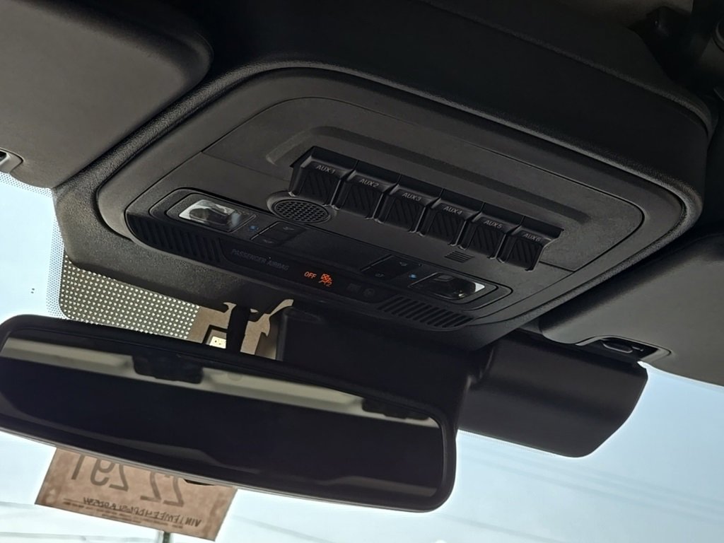 New 2025 Ford Bronco Heritage Edition image 29