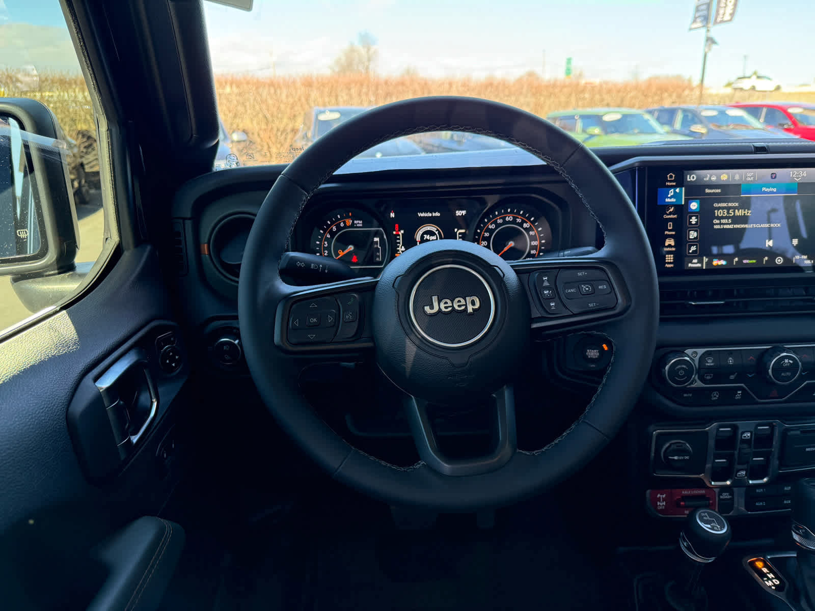 Used 2025 Jeep Gladiator Mojave w/ Convenience Group image 16