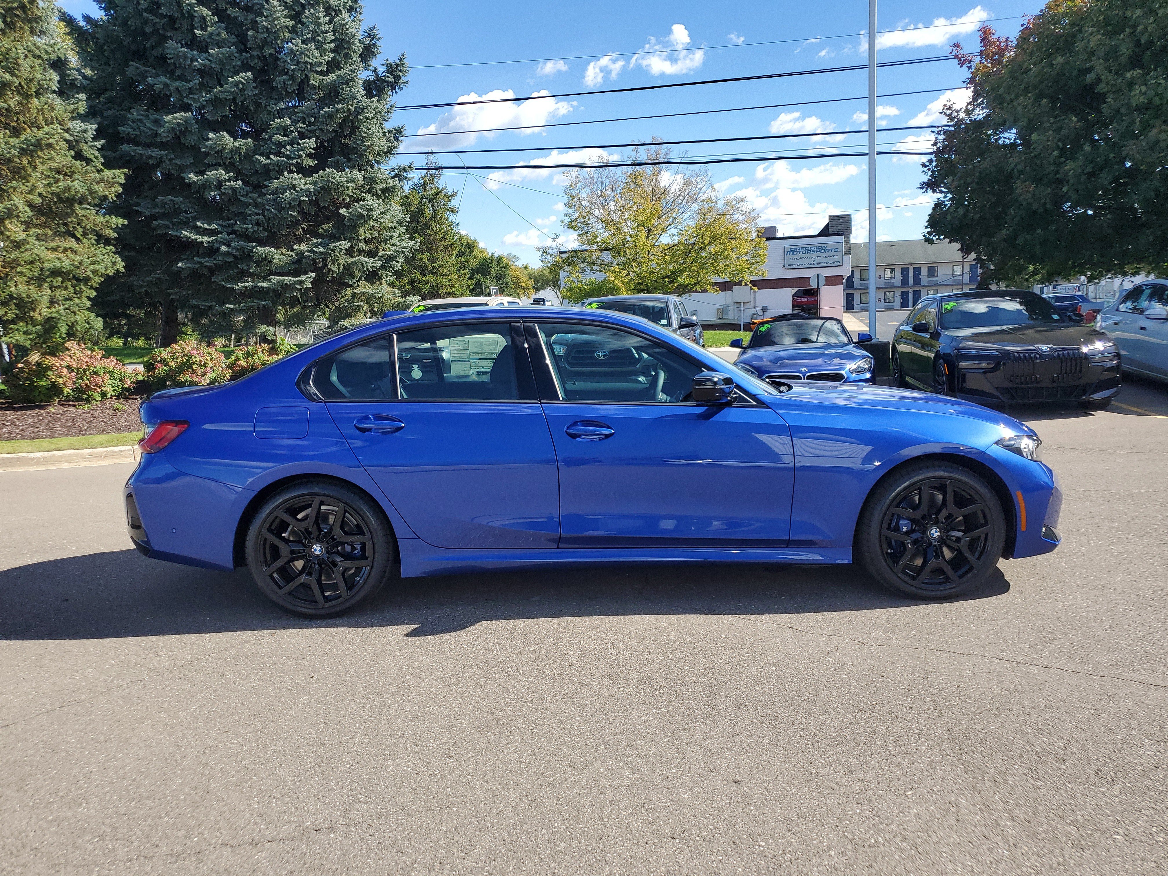 New 2026 BMW 330i xDrive Sedan w/ M Sport Package AWD/4WD image 6