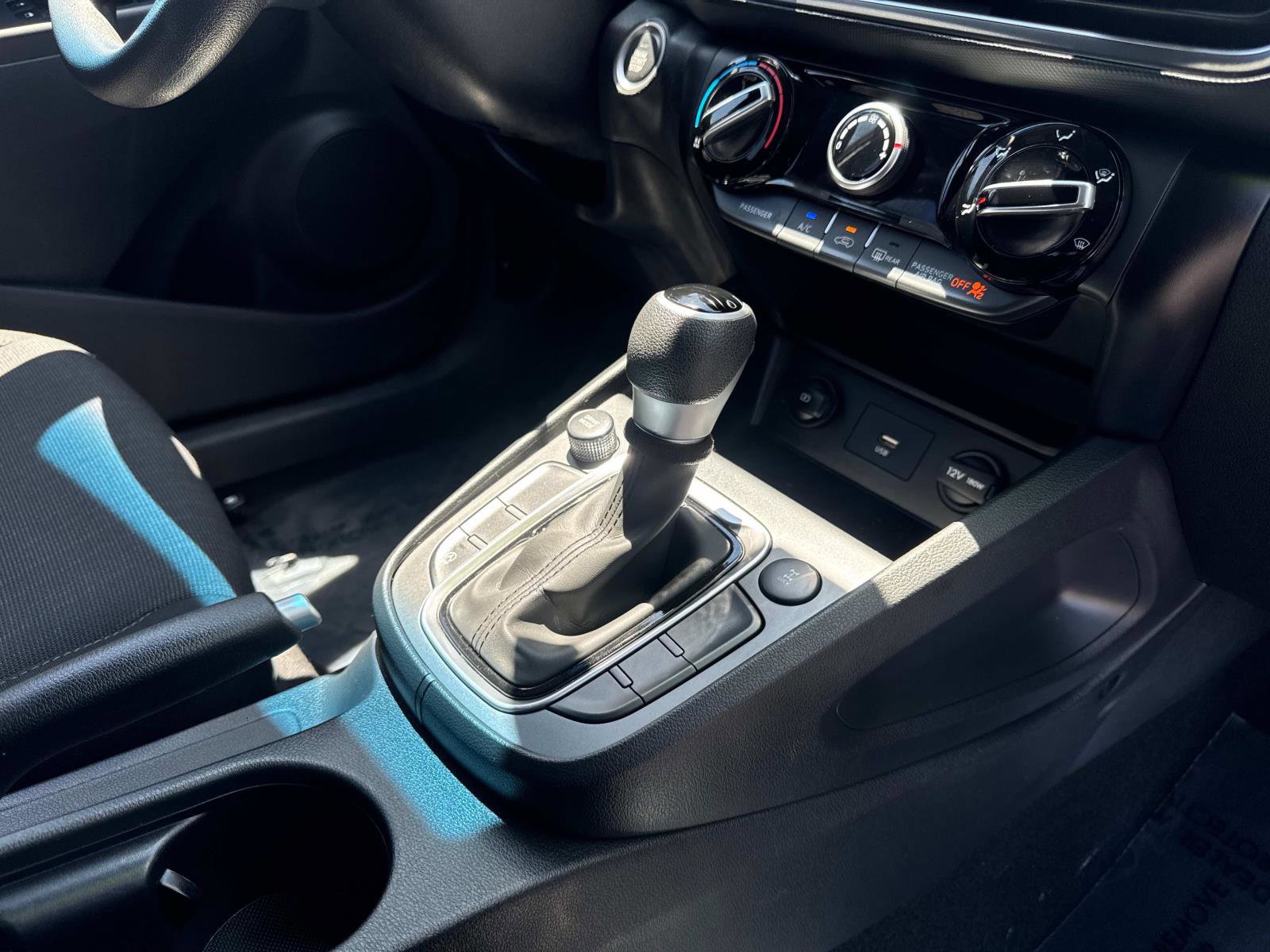 Used 2022 Hyundai Kona SEL image 27