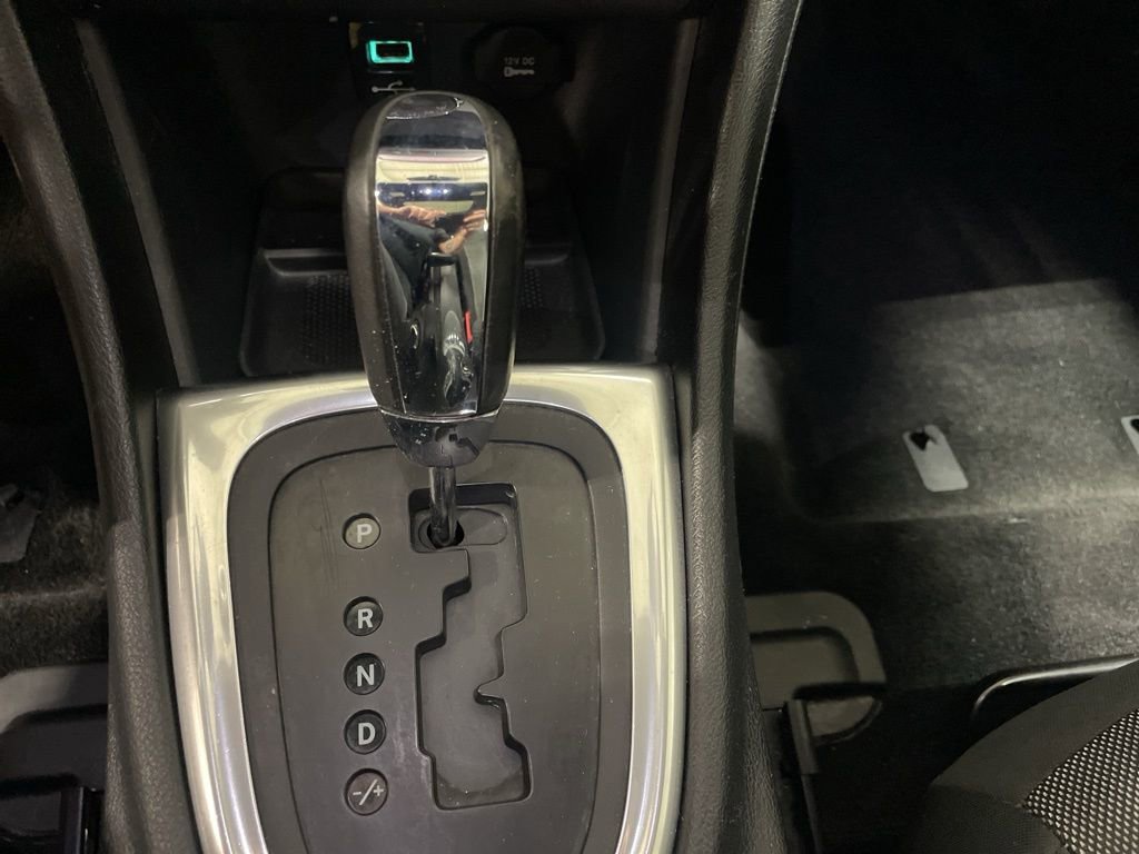 Used 2013 Dodge Avenger SXT w/ Sun/Sound Group image 19