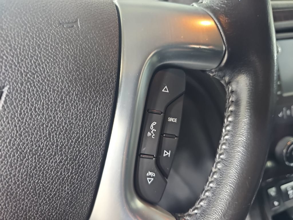 Used 2015 Chevrolet Traverse LT w/ Style and Technology Package FWD image 23