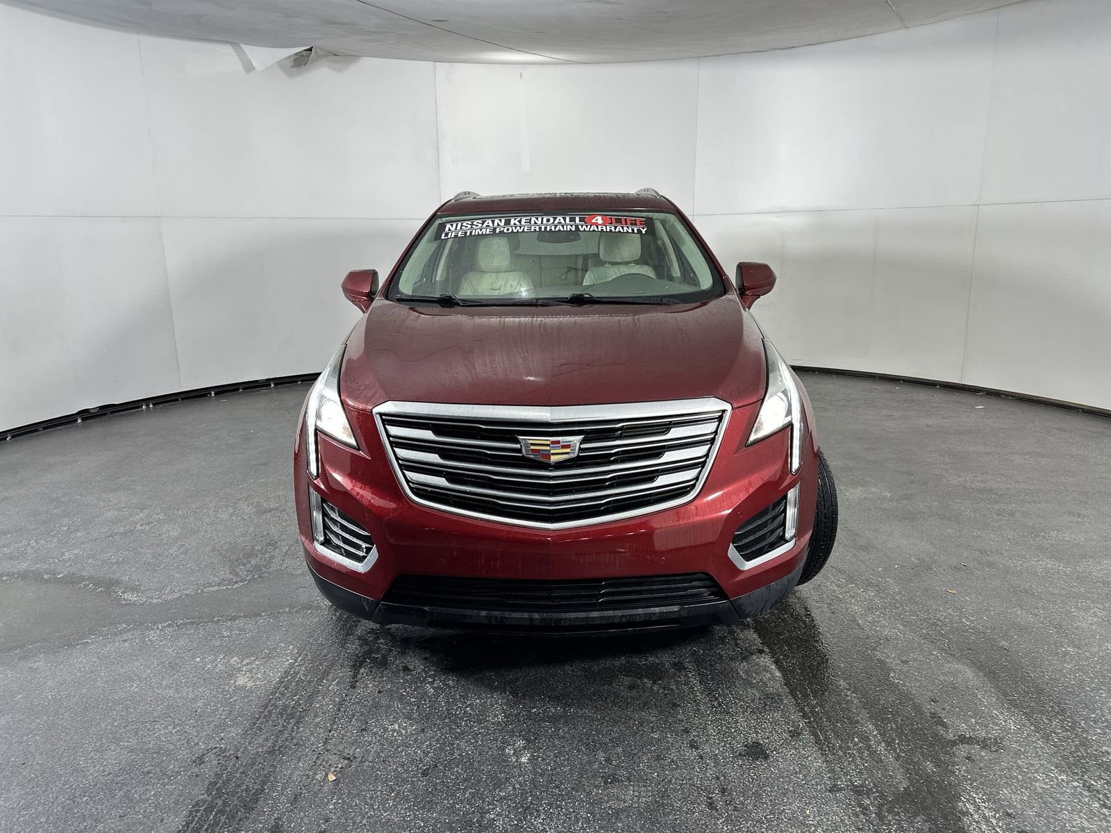 Used 2018 Cadillac XT5 Luxury w/ Driver Awareness Package image 4
