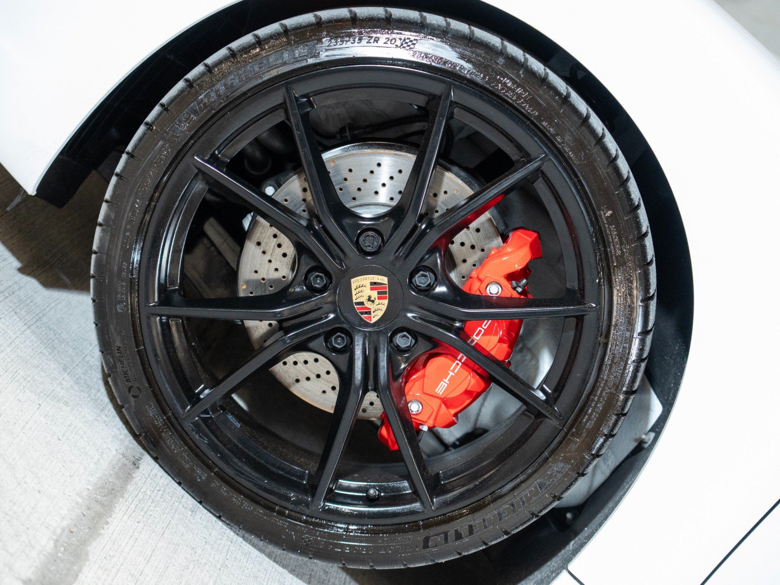 Certified 2025 Porsche 718 Boxster S RWD image 11