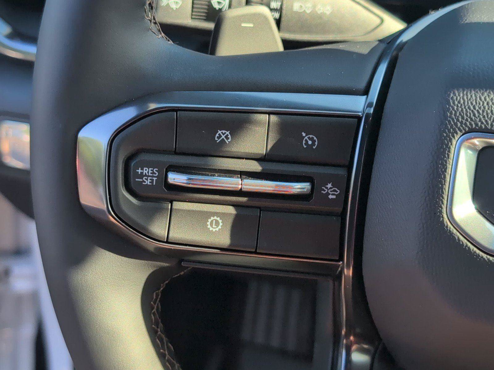 New 2026 GMC Terrain AT4 w/ Convenience Package III AWD/4WD image 30