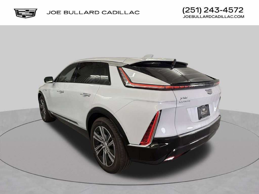 New 2027 Cadillac Optiq Luxury AWD/4WD image 6