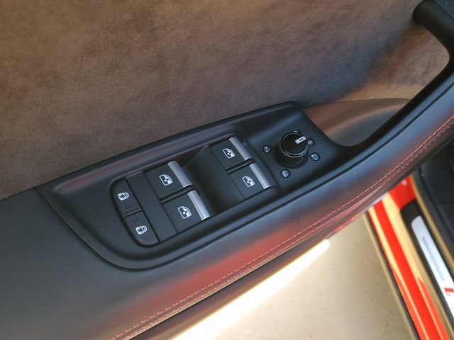 Used 2022 Audi RS Q8 w/ Carbon Optic Package AWD/4WD image 15