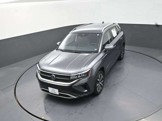 Used 2022 Volkswagen Taos SE AWD/4WD image 13