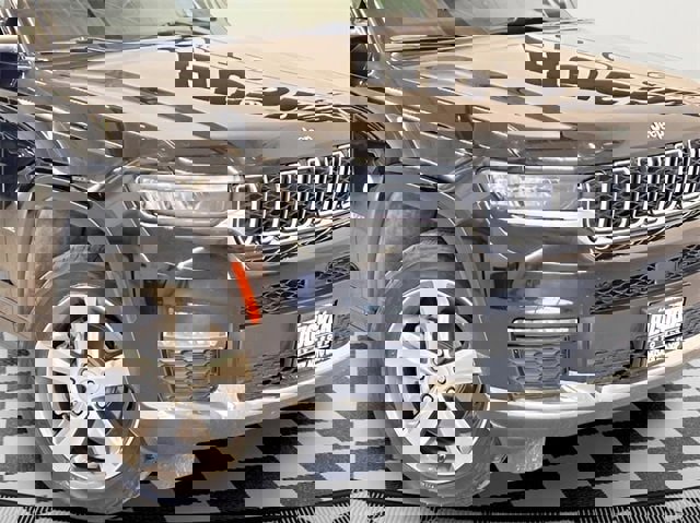 Used 2021 Jeep Grand Cherokee L Limited w/ MOPAR Finishing Package image 6