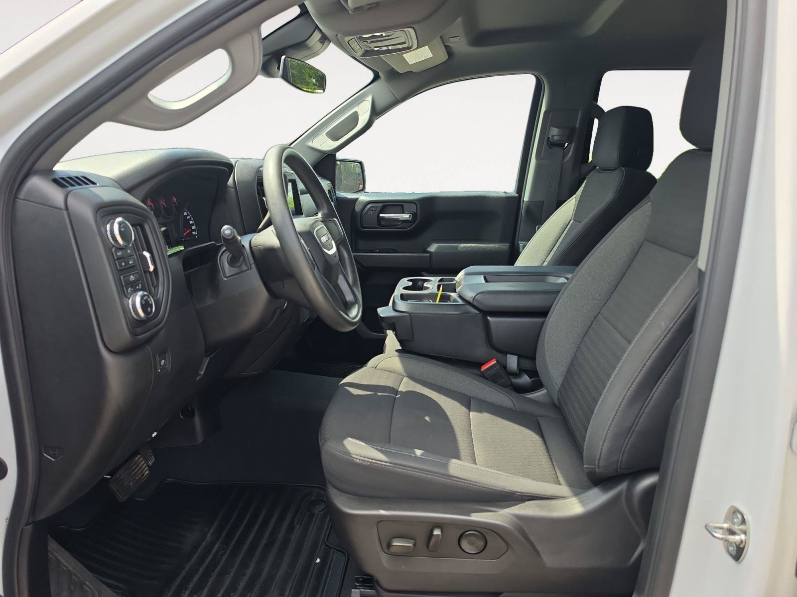 Used 2024 GMC Sierra 1500 Pro w/ Graphite Edition AWD/4WD image 10