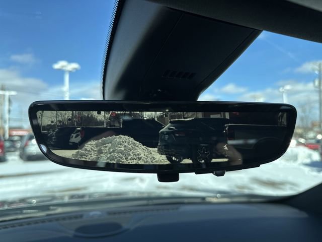 Used 2023 Buick Enclave Avenir w/ Avenir Technology Package image 31