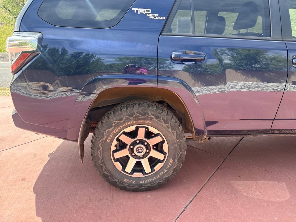 Used 2018 Toyota 4Runner TRD Off-Road Premium image 36