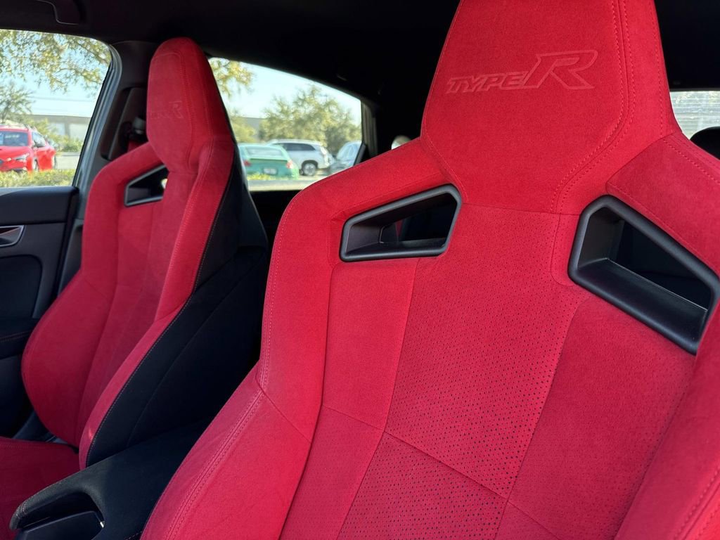 Used 2025 Honda Civic Type R image 25