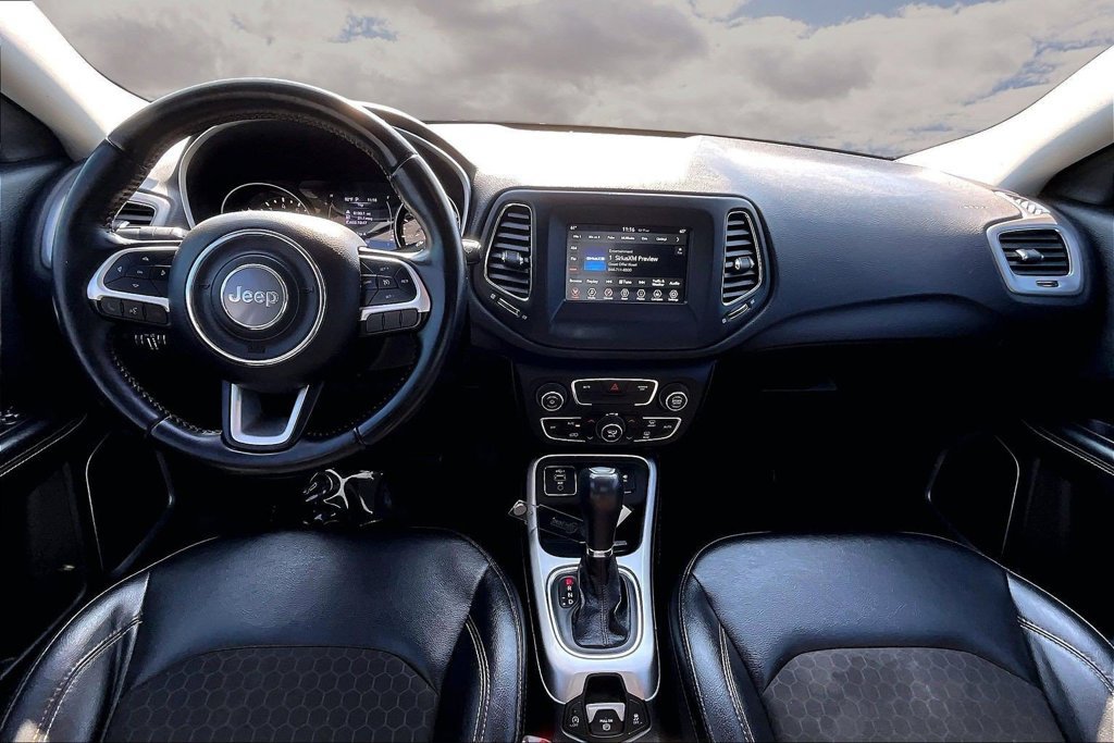 Used 2020 Jeep Compass Latitude FWD image 7