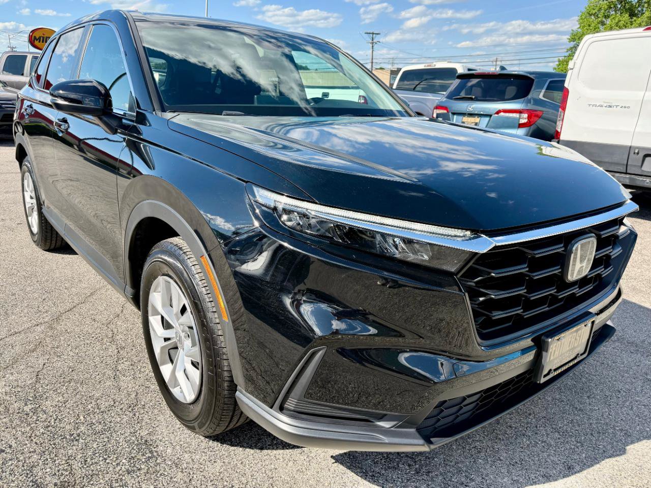 Used 2025 Honda CR-V LX image 7