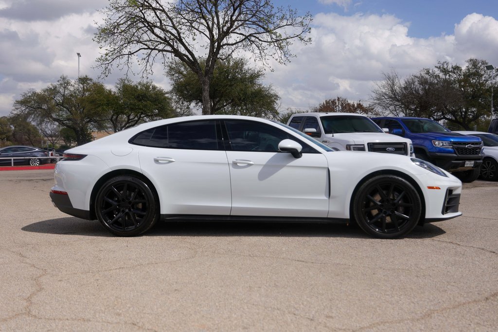 Used 2024 Porsche Panamera image 5