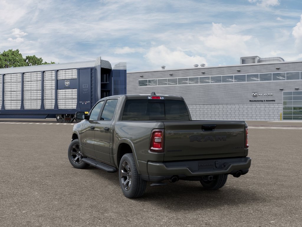 New 2026 RAM 1500 Big Horn AWD/4WD image 3