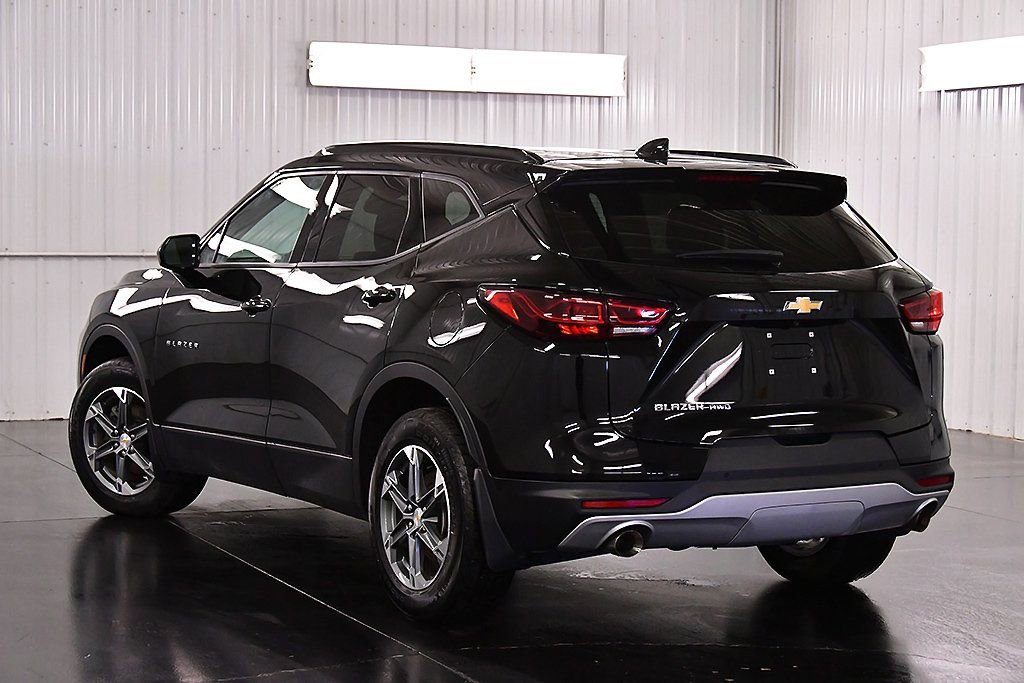 Used 2024 Chevrolet Blazer LT w/ Convenience Package image 5