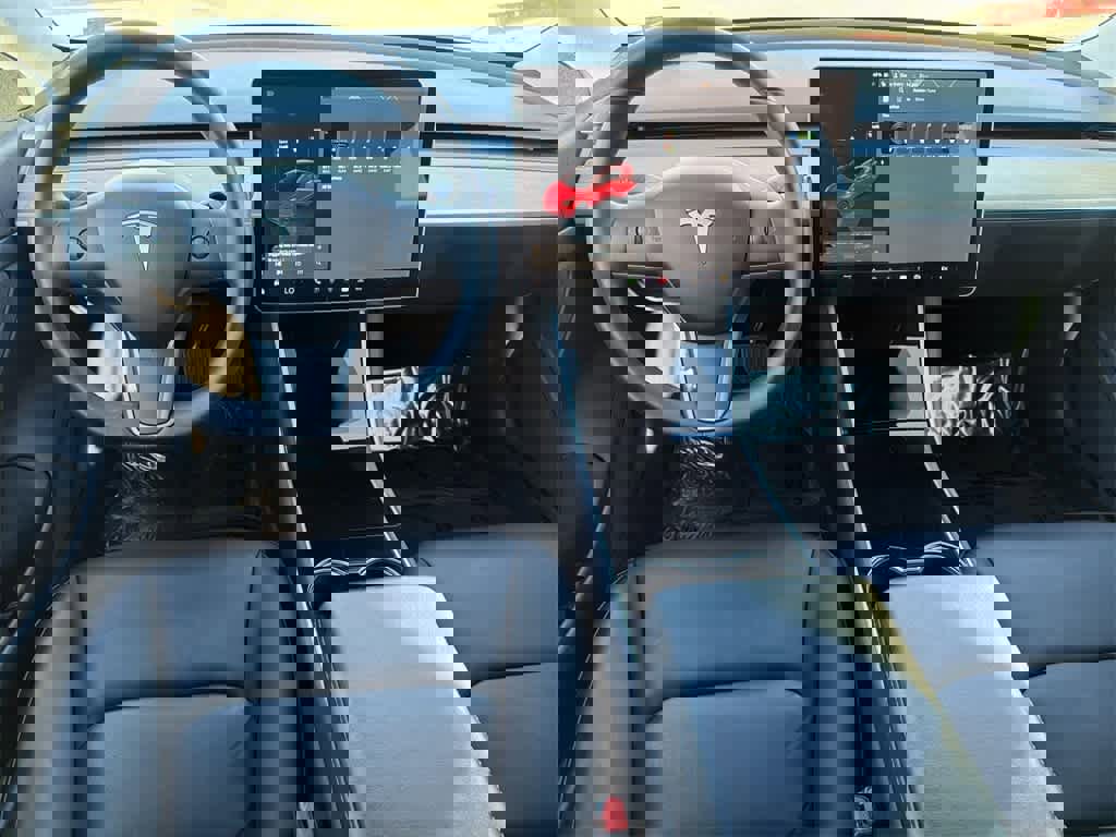 Used 2020 Tesla Model 3 Standard Range Plus image 12