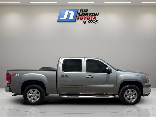 Used 2013 GMC Sierra 1500 SLT w/ SLT Convenience Package AWD/4WD image 4