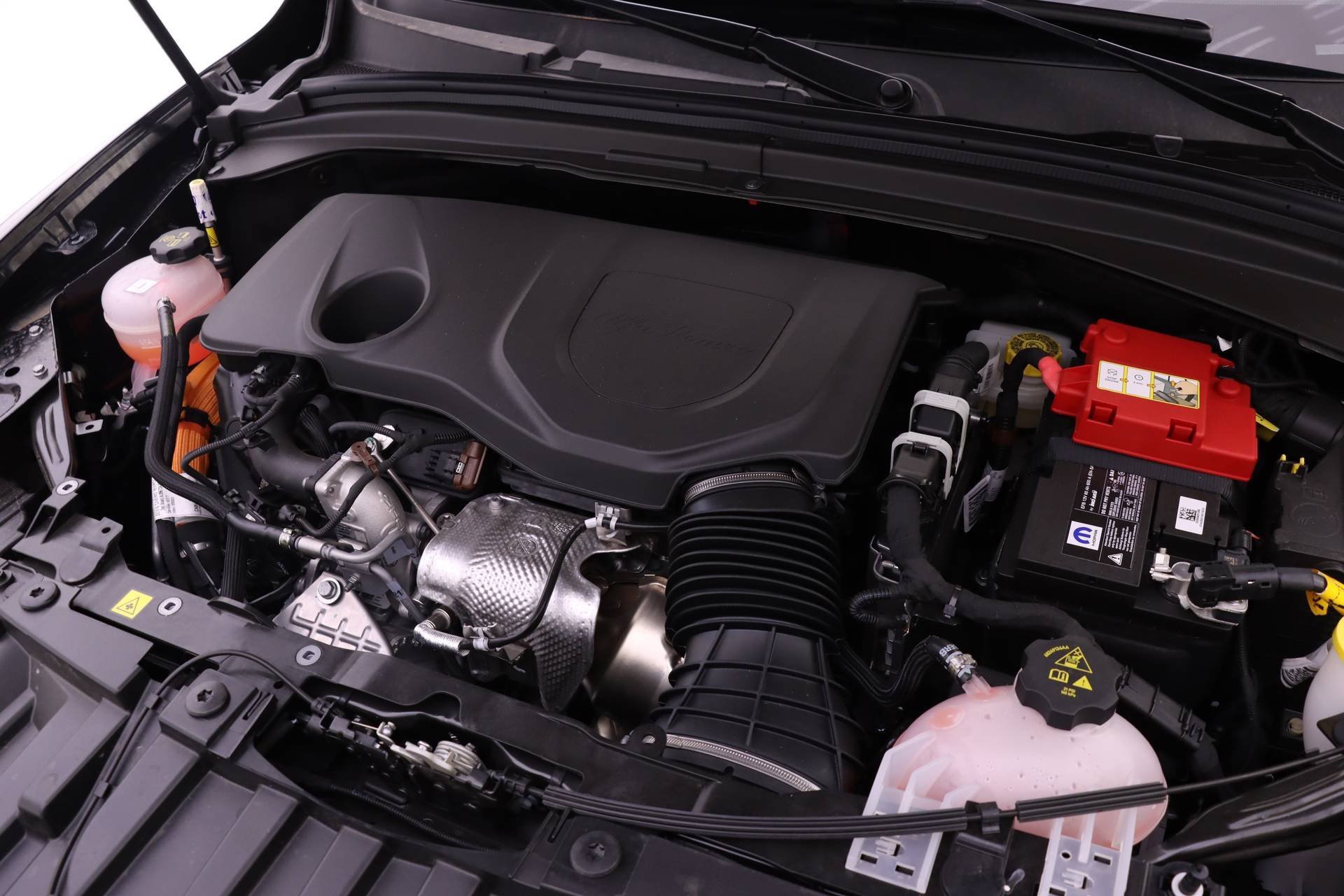 New 2024 Alfa Romeo Tonale Veloce w/ Active Assist Package image 16