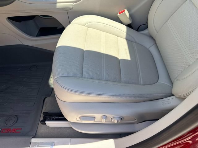 Used 2023 GMC Acadia Denali w/ Denali Technology Package FWD image 23