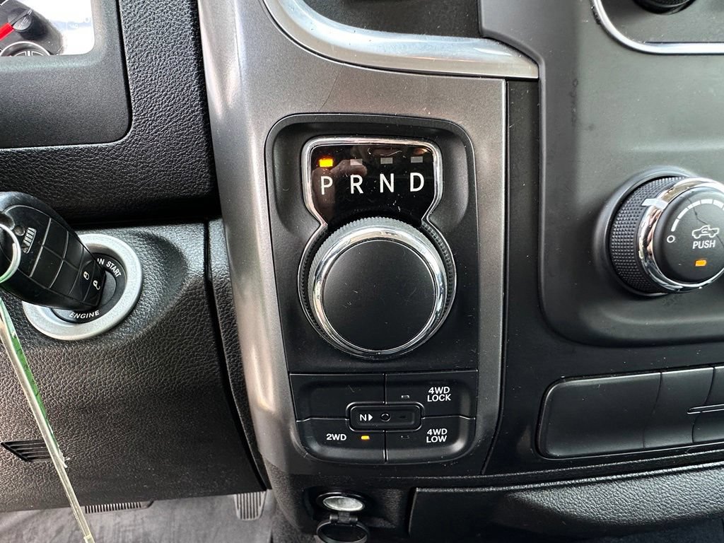 Used 2021 RAM 1500 Classic SLT AWD/4WD image 33