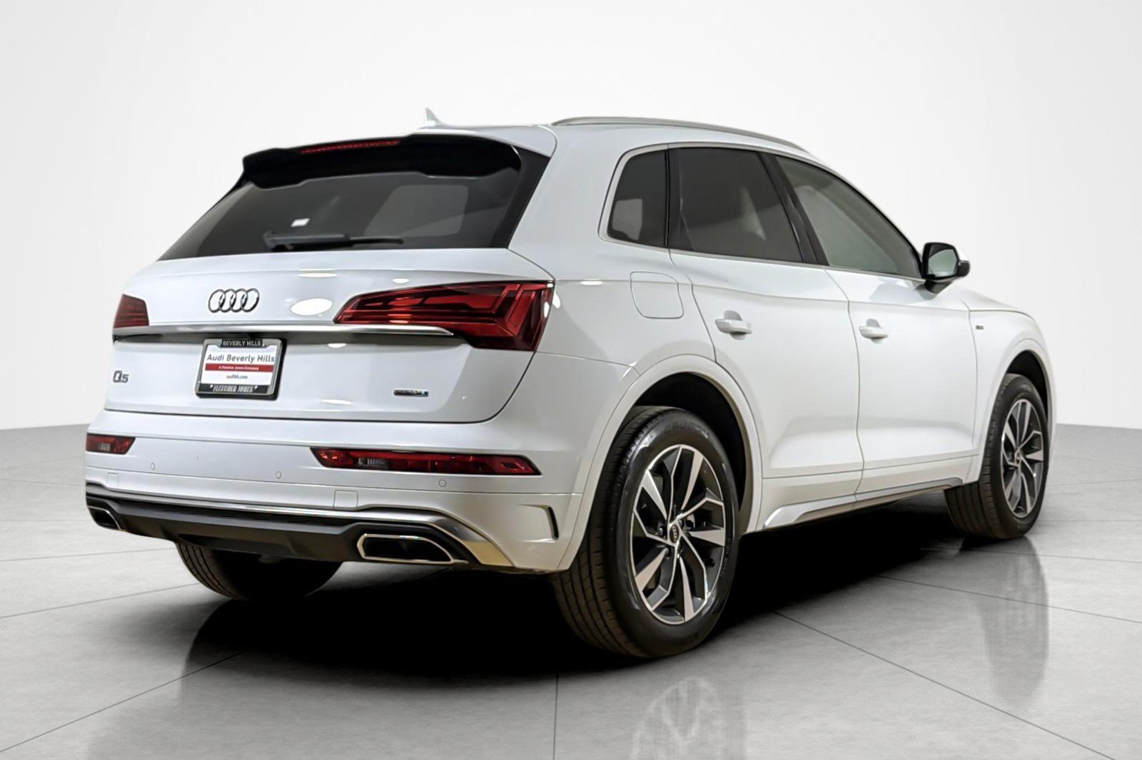 Used 2024 Audi Q5 2.0T Premium AWD/4WD image 5